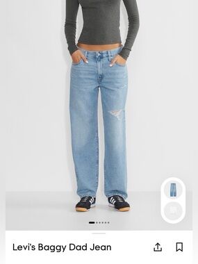 Baggy dad ripped jeans